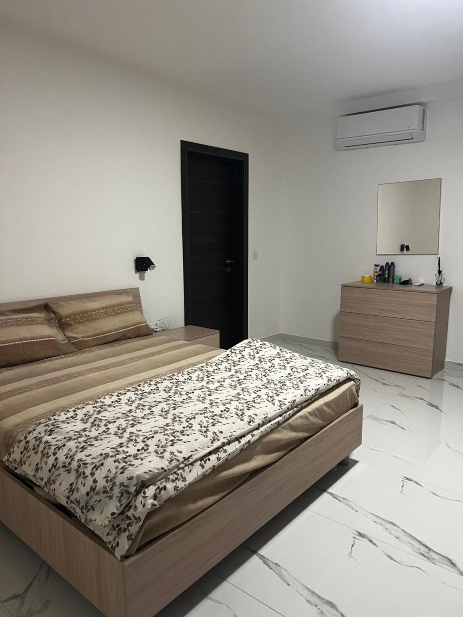 Luqa 3 Bedroom Penthouse T מראה חיצוני תמונה